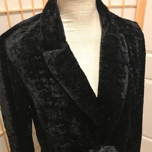CONNECTED APPAREL. Black crushed velvet jacket